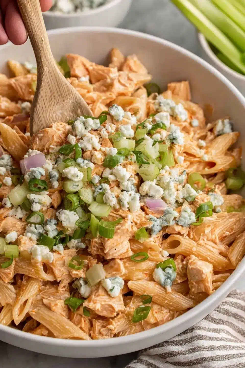 Delicious Buffalo Chicken Pasta Salad