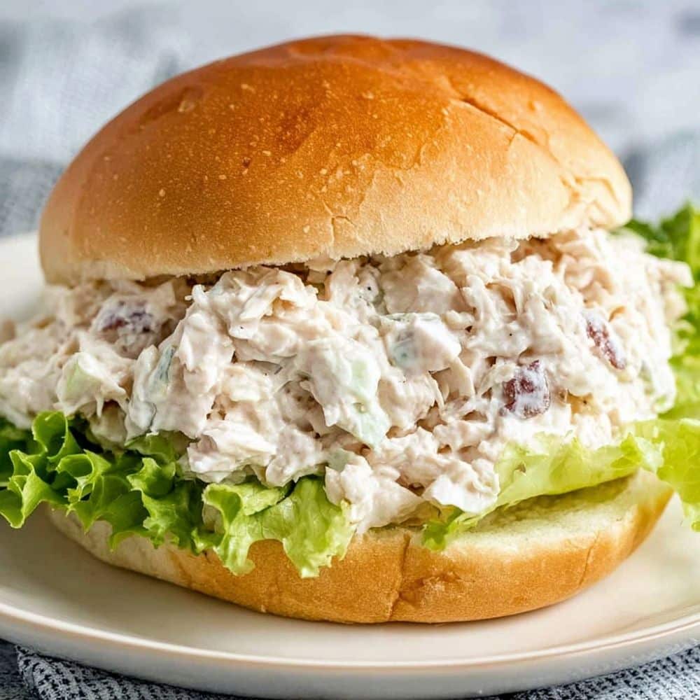 Classic Chicken Salad Recipe: Easy & Delicious 1 Classic Chicken Salad Recipe