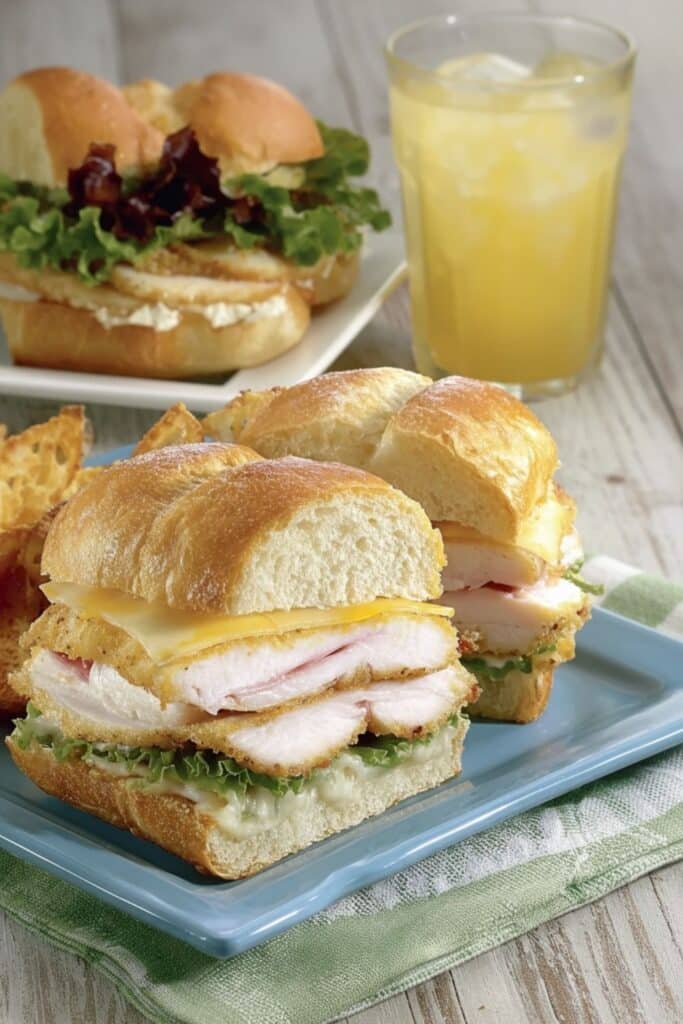 Chicken Cordon Bleu Sandwich - Easy & Crispy 1 Chicken Cordon Bleu Sandwich - Easy & Crispy