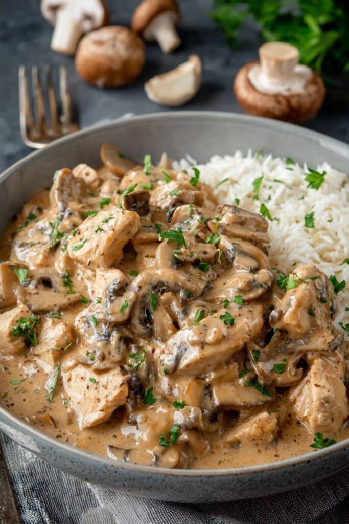 easy Slow Cooker Chicken and Mushroom Stroganoff